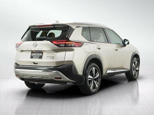 Champagne Silver Metallic 2023 Nissan Rogue Platinum