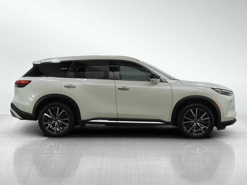 2024 INFINITI QX60 SENSORY