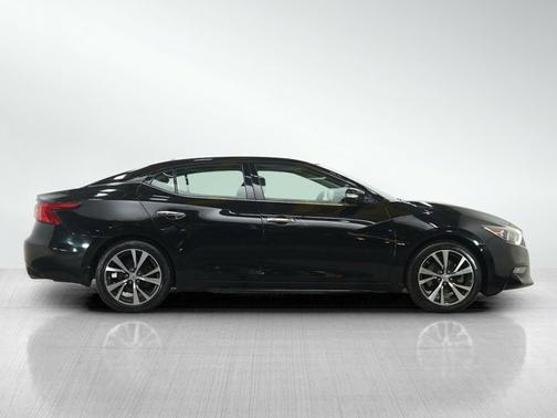 Super Black 2017 Nissan Maxima SV