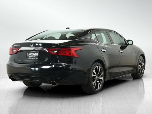 Super Black 2017 Nissan Maxima SV