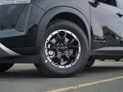 Super Black 2026 Nissan Pathfinder Rock Creek