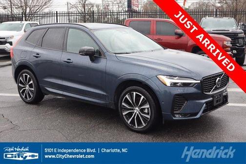 2025 Volvo XC60 B5 Plus