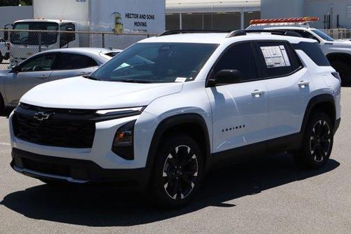 Polar White 2026 Chevrolet Equinox RS