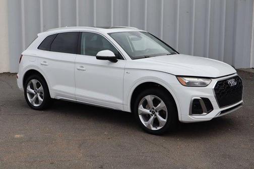 2022 Audi Q5 45 S line Premium Plus