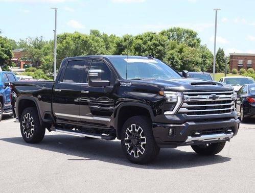 2025 Chevrolet Silverado 2500 High Country