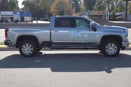 2025 Chevrolet Silverado 2500 High Country