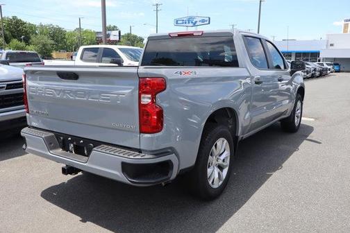 2025 Chevrolet Silverado 1500 Custom