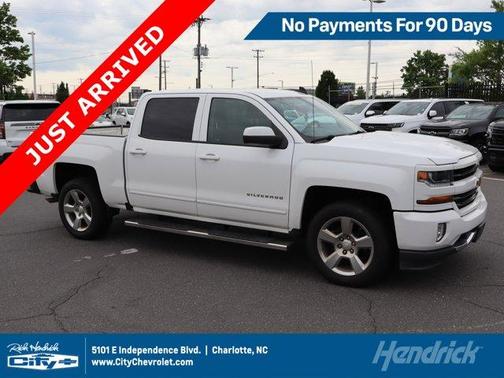 Summit White 2018 Chevrolet Silverado 1500 LT
