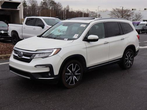 2019 Honda Pilot Touring 8-Passenger