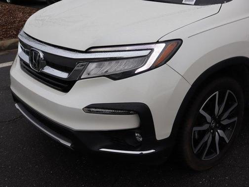 2019 Honda Pilot Touring 8-Passenger