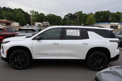 2025 Chevrolet Traverse RS