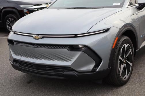 2026 Chevrolet Equinox EV LT 2