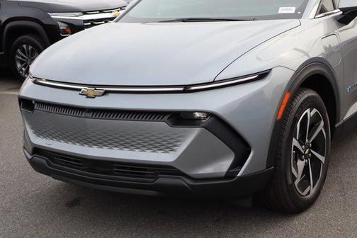 2026 Chevrolet Equinox EV LT 2