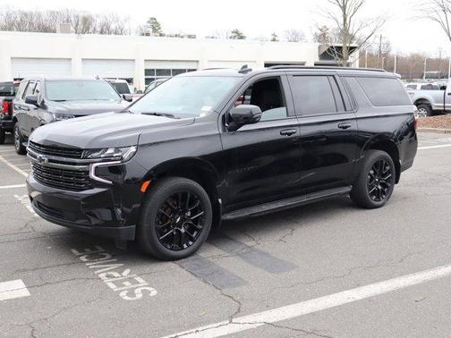 2022 Chevrolet Suburban RST