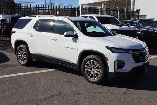 2023 Chevrolet Traverse LT Cloth