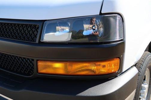 2025 Chevrolet Express 2500 Work Van