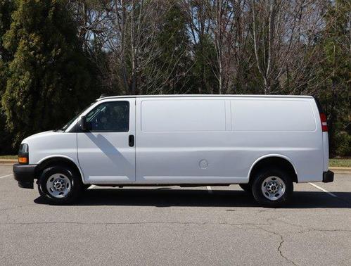 2023 GMC Savana 2500 Work Van