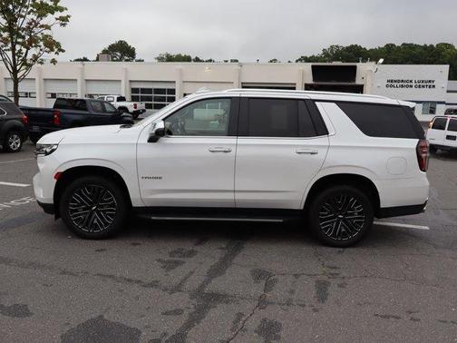 Iridescent Pearl Tricoat 2021 Chevrolet Tahoe Premier