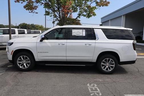 2025 Chevrolet Suburban Premier