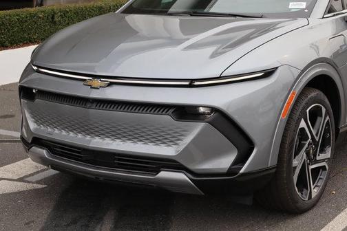 2026 Chevrolet Equinox EV LT 2