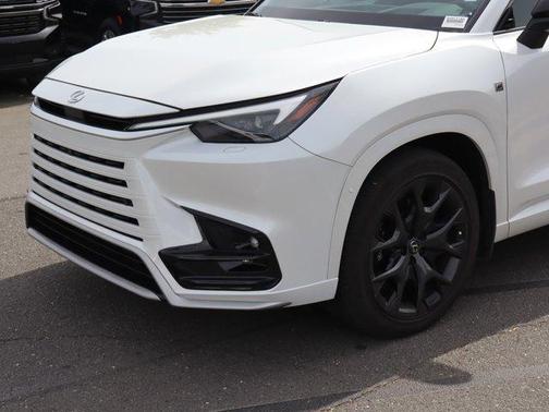 Wind Chill Pearl 2024 Lexus TX 500h Luxury