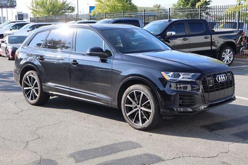 2021 Audi Q7 55 Premium Plus