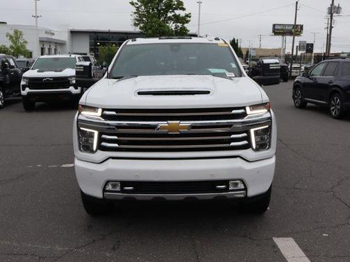 Summit White 2023 Chevrolet Silverado 2500 High Country