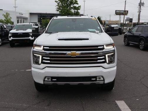 Summit White 2023 Chevrolet Silverado 2500 High Country