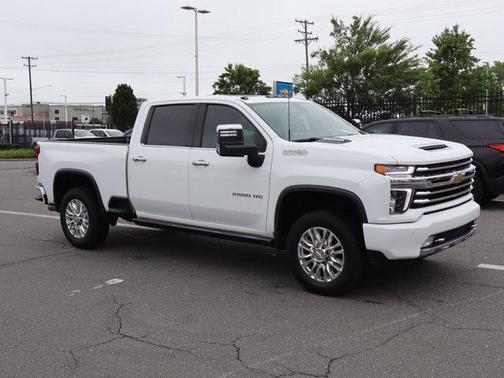 Summit White 2023 Chevrolet Silverado 2500 High Country