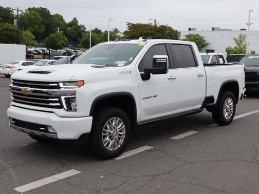 Summit White 2023 Chevrolet Silverado 2500 High Country