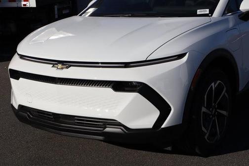 2026 Chevrolet Equinox EV LT 2