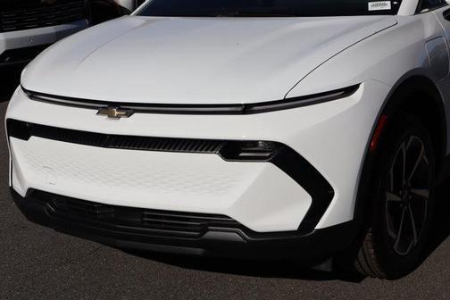 2026 Chevrolet Equinox EV LT 2