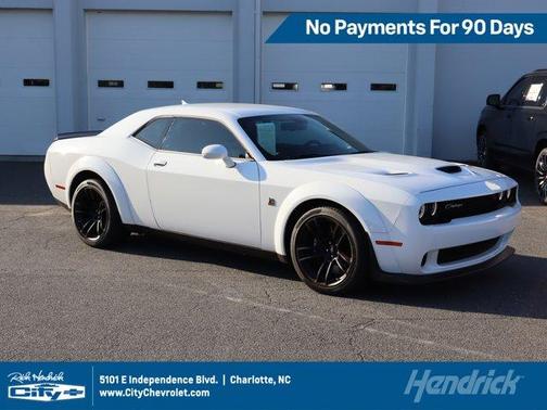 White Knuckle Clearcoat 2023 Dodge Challenger R/T Scat Pack