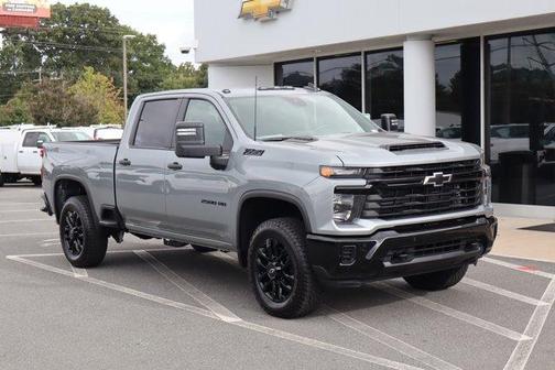 2026 Chevrolet Silverado 2500 Custom