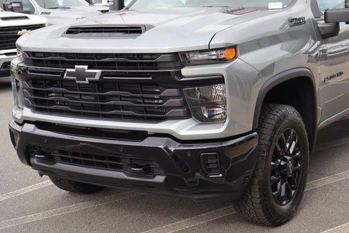 2026 Chevrolet Silverado 2500 Custom