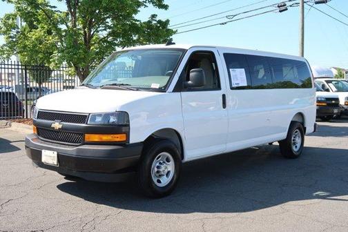 Summit White 2025 Chevrolet Express 3500 LS