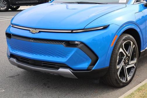 2026 Chevrolet Equinox EV LT 2