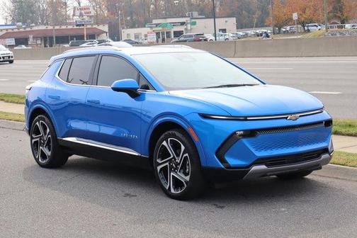 2026 Chevrolet Equinox EV LT 2