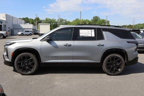 Sterling Gray Metallic 2026 Chevrolet Traverse RS