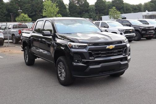 2025 Chevrolet Colorado LT