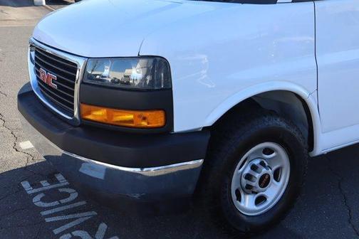 2022 GMC Savana 2500 Work Van