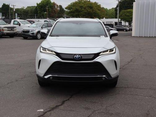 Wind Chill Pearl 2023 Toyota Venza XLE