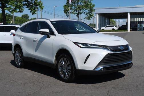 Wind Chill Pearl 2023 Toyota Venza XLE