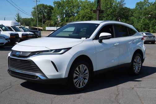 Wind Chill Pearl 2023 Toyota Venza XLE