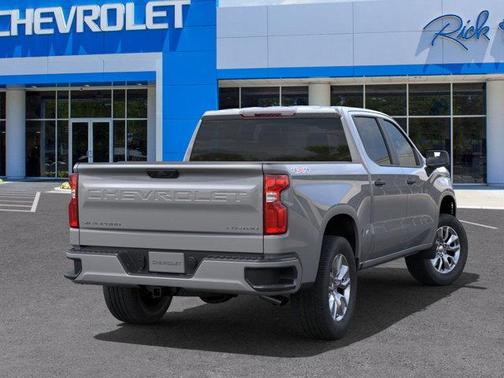 2025 Chevrolet Silverado 1500 Custom