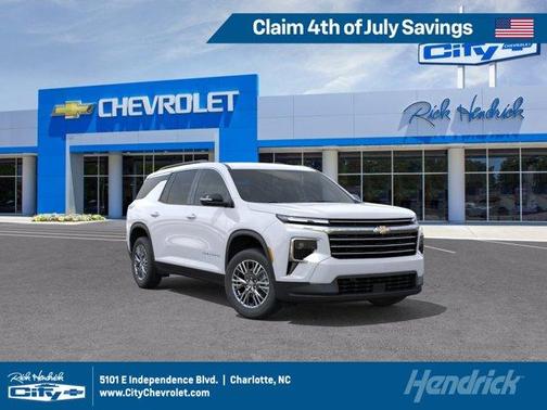 Summit White 2026 Chevrolet Traverse LT