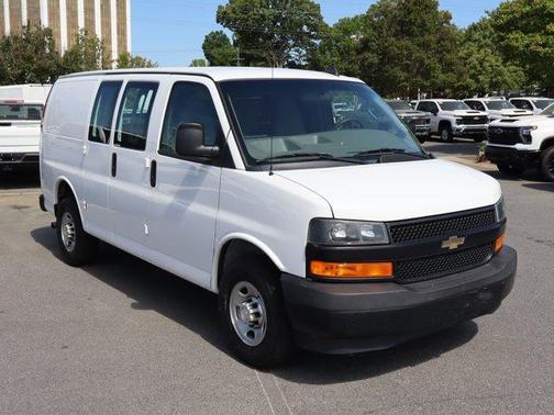 Summit White 2019 Chevrolet Express 2500 Work Van