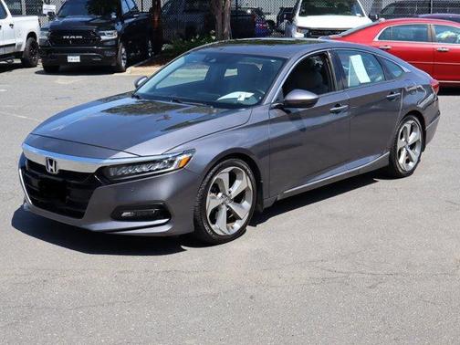 Modern Steel Metallic 2018 Honda Accord Touring 2.0T