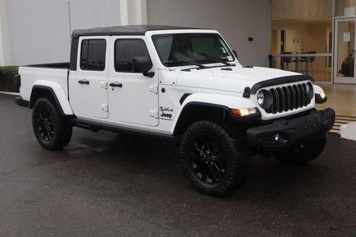 2025 Jeep Gladiator Sport