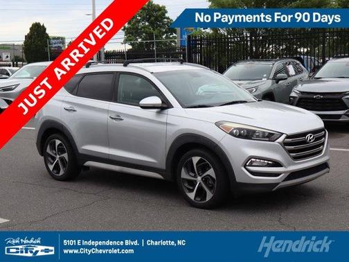 Molten Silver 2017 Hyundai TUCSON Limited